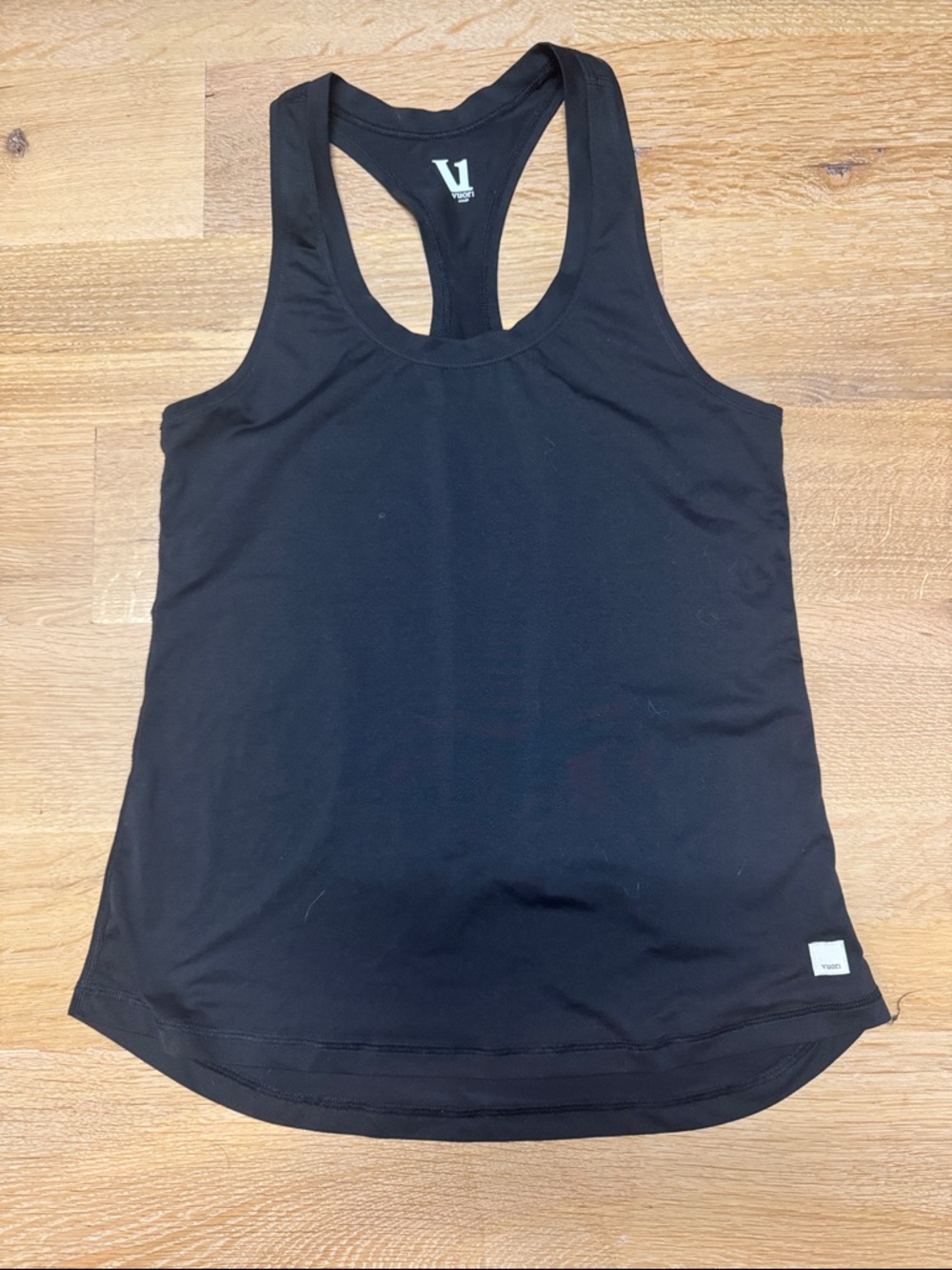 Vuori lux performance tank Black Racerback Tank small
